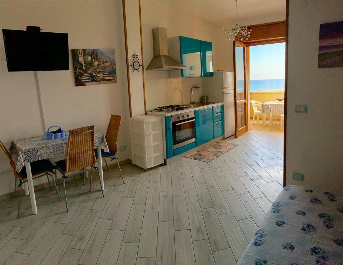 Bilocale Punta Rosa - Fronte Spiaggia Otranto Esterno foto